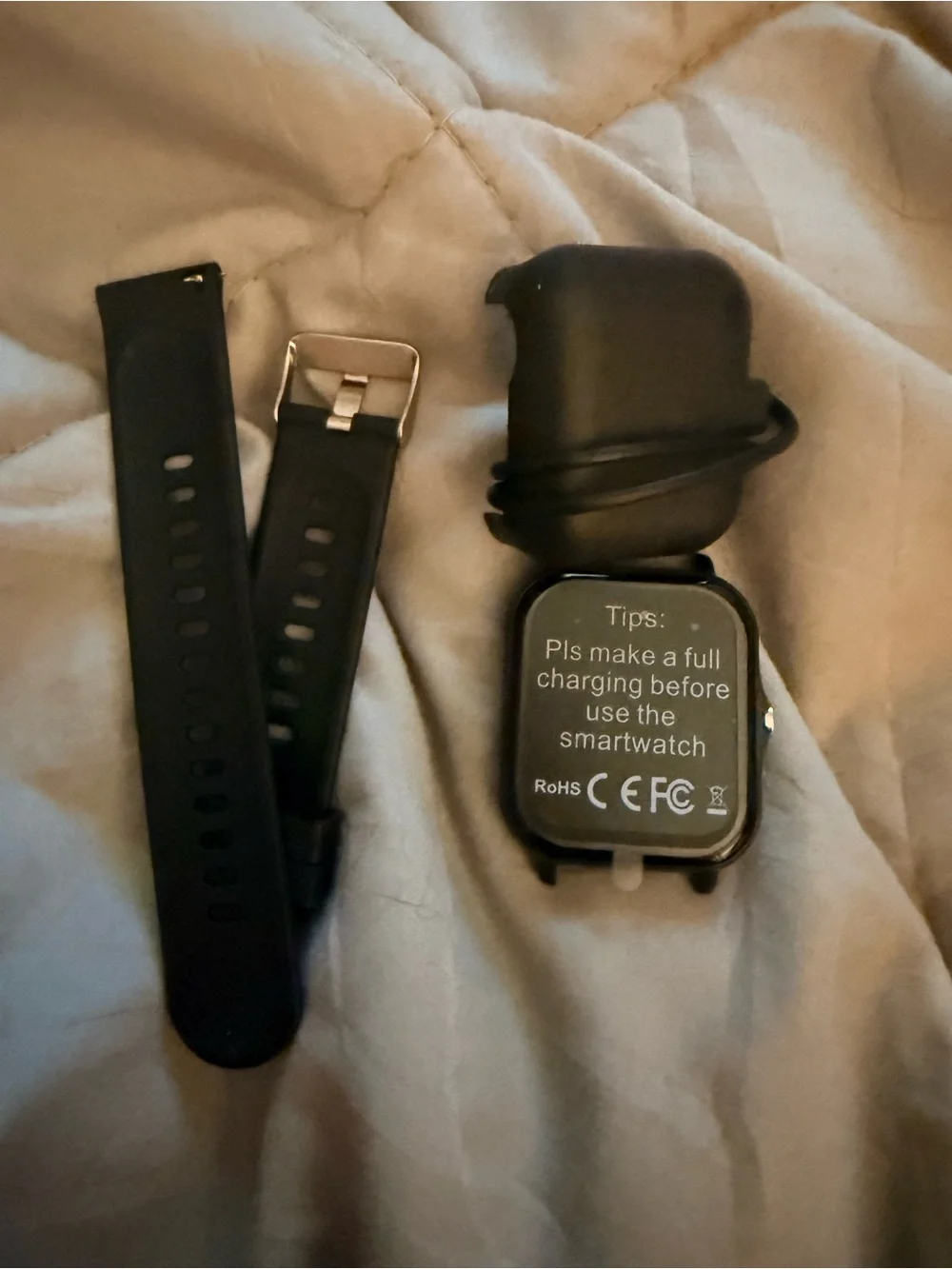 Smart Watch in Black. Fashion Fitness Tracker